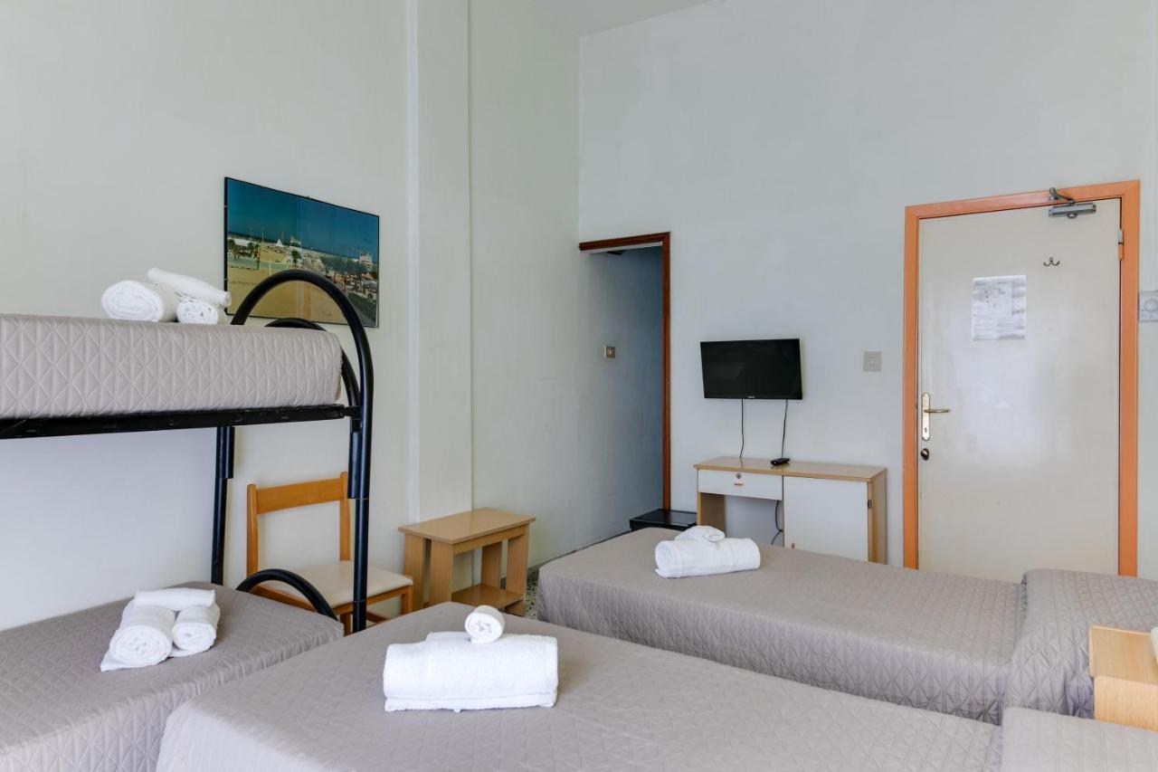 Hotel Villa Merope Rimini Exteriér fotografie