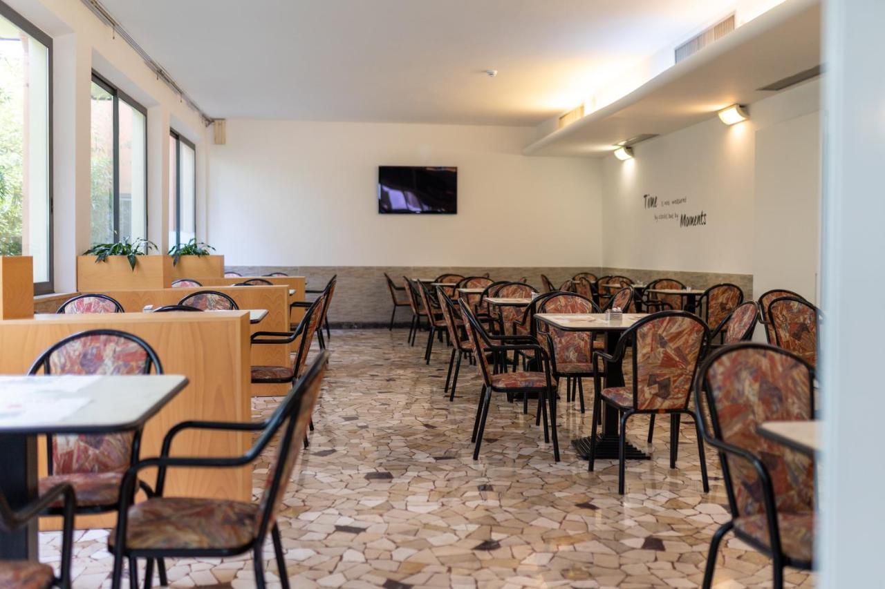 Hotel Villa Merope Rimini Exteriér fotografie